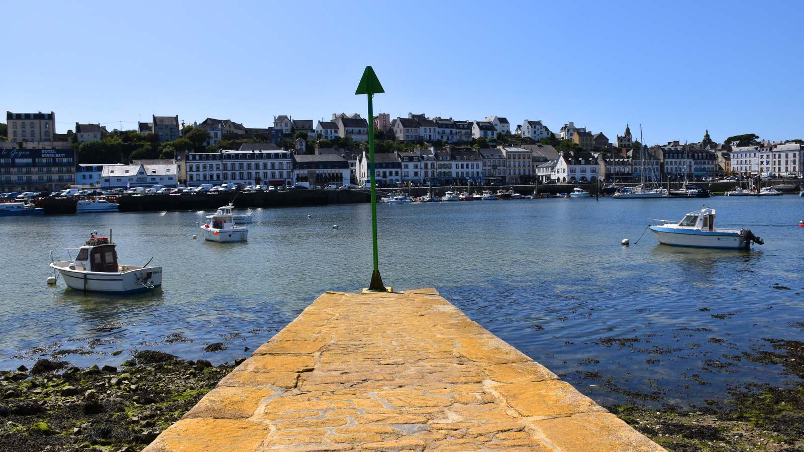 Vue du Port d'Audierne