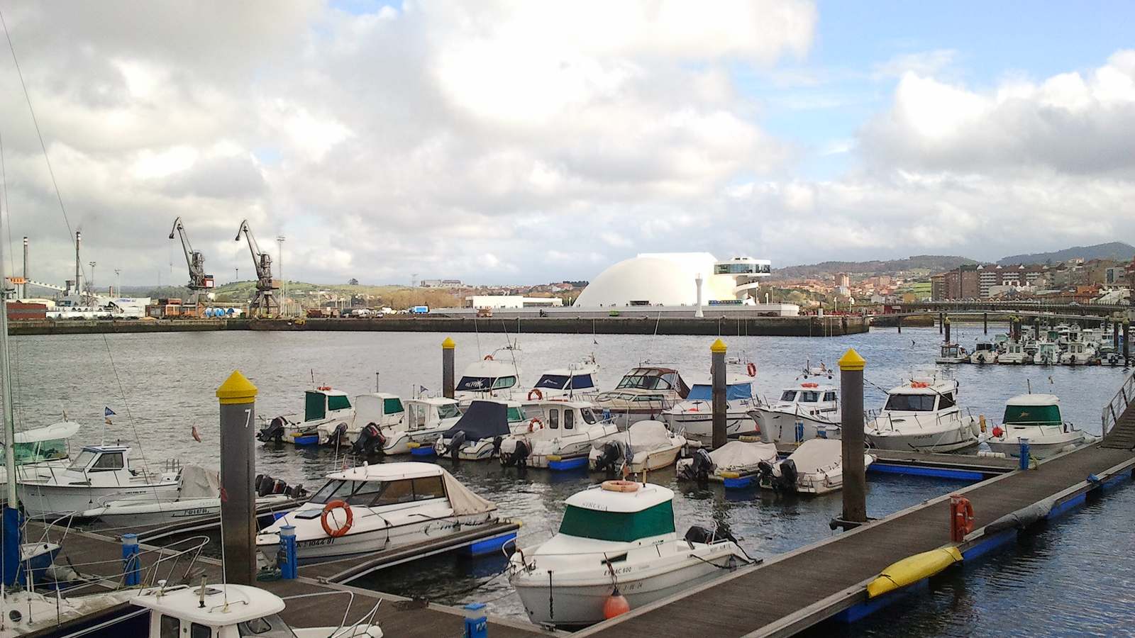 Vista de Marina de Avilés