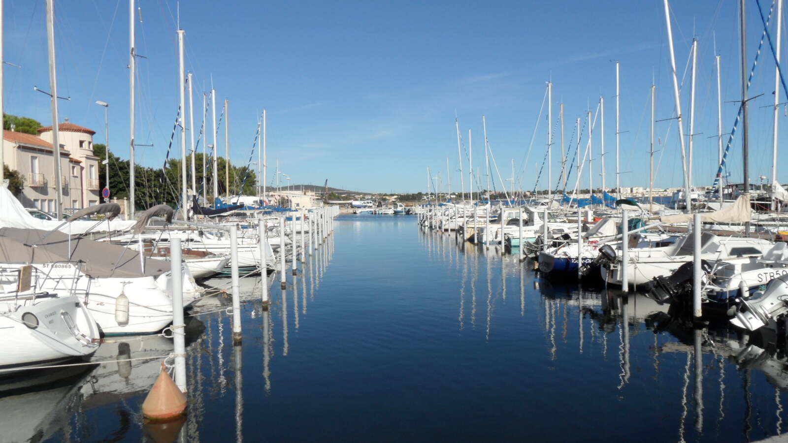 Vue du Port de Bouzigues