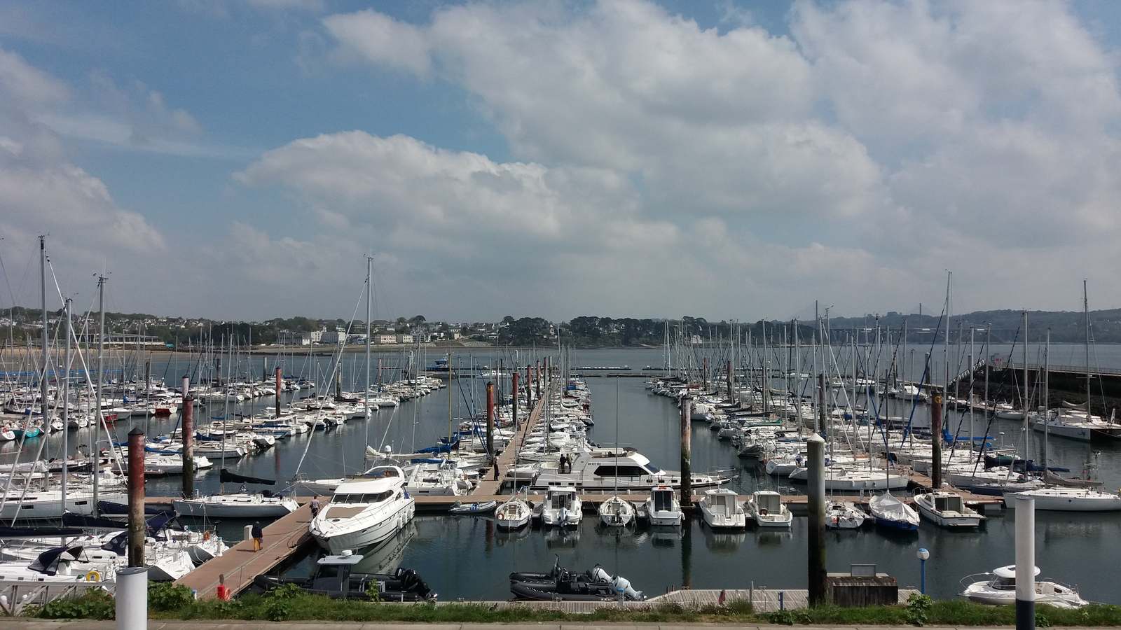 Vue du Port du Moulin Blanc