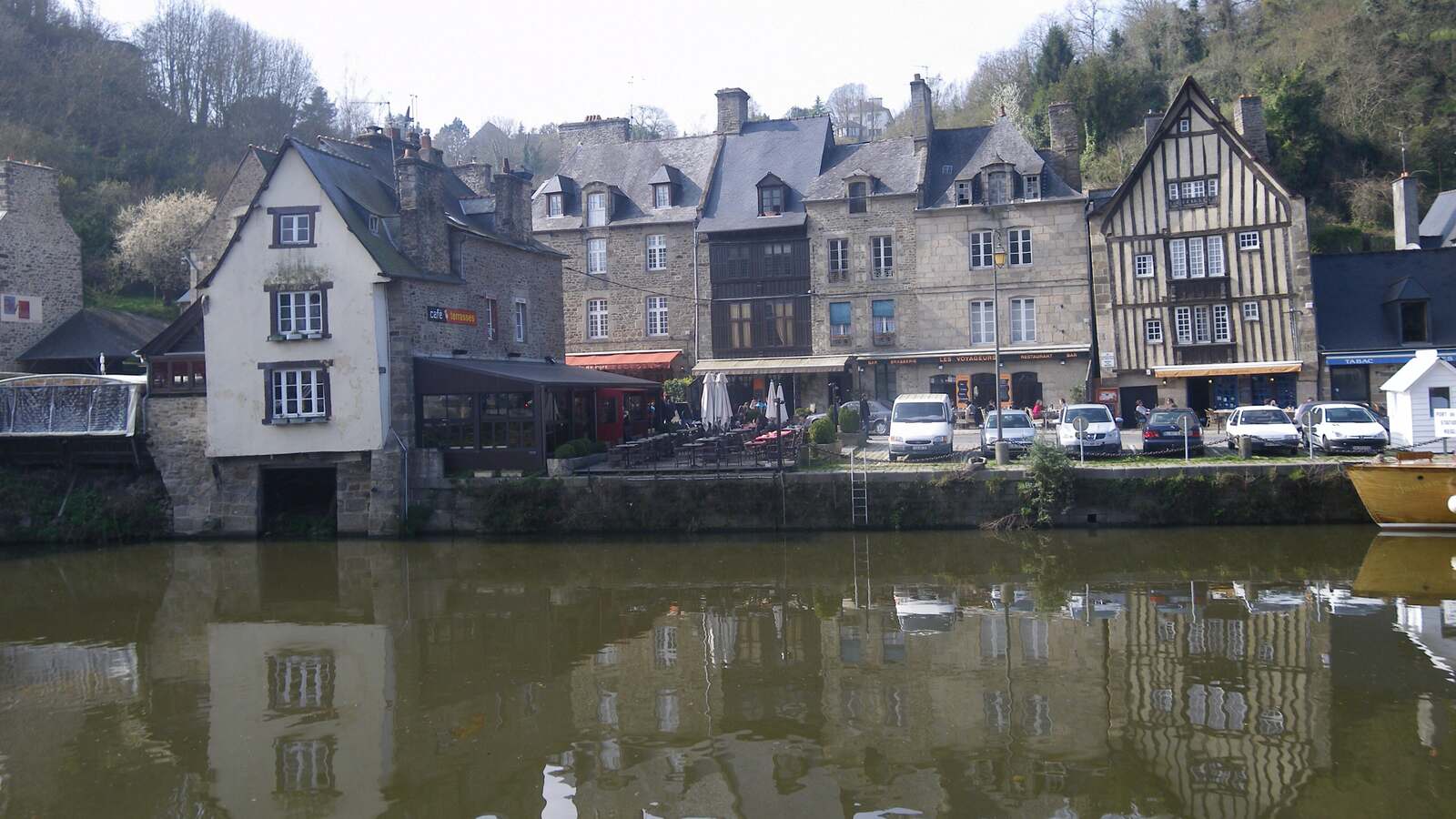 Vue du Port de Dinan