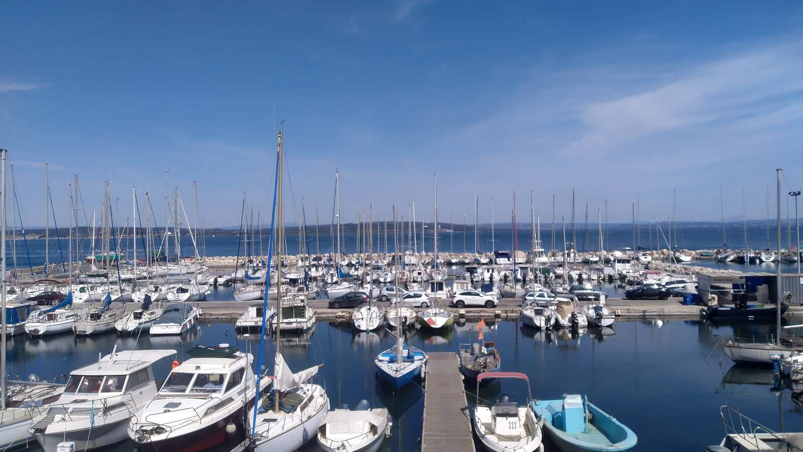 Vue du Port des Heures Claires d'Istres