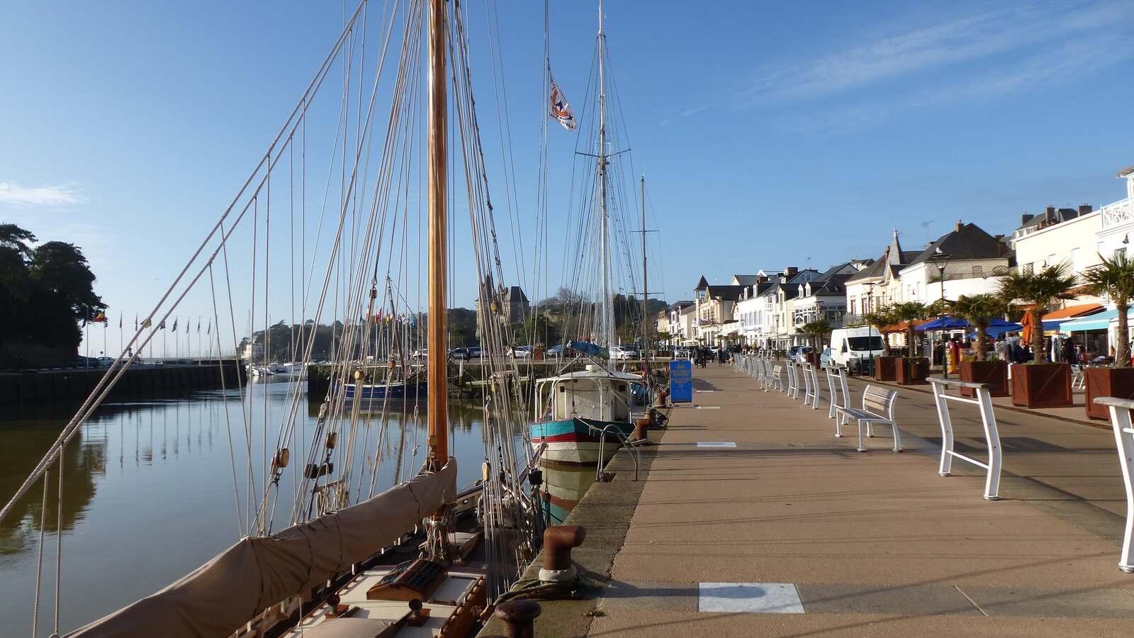 Vue du Port de la Ria