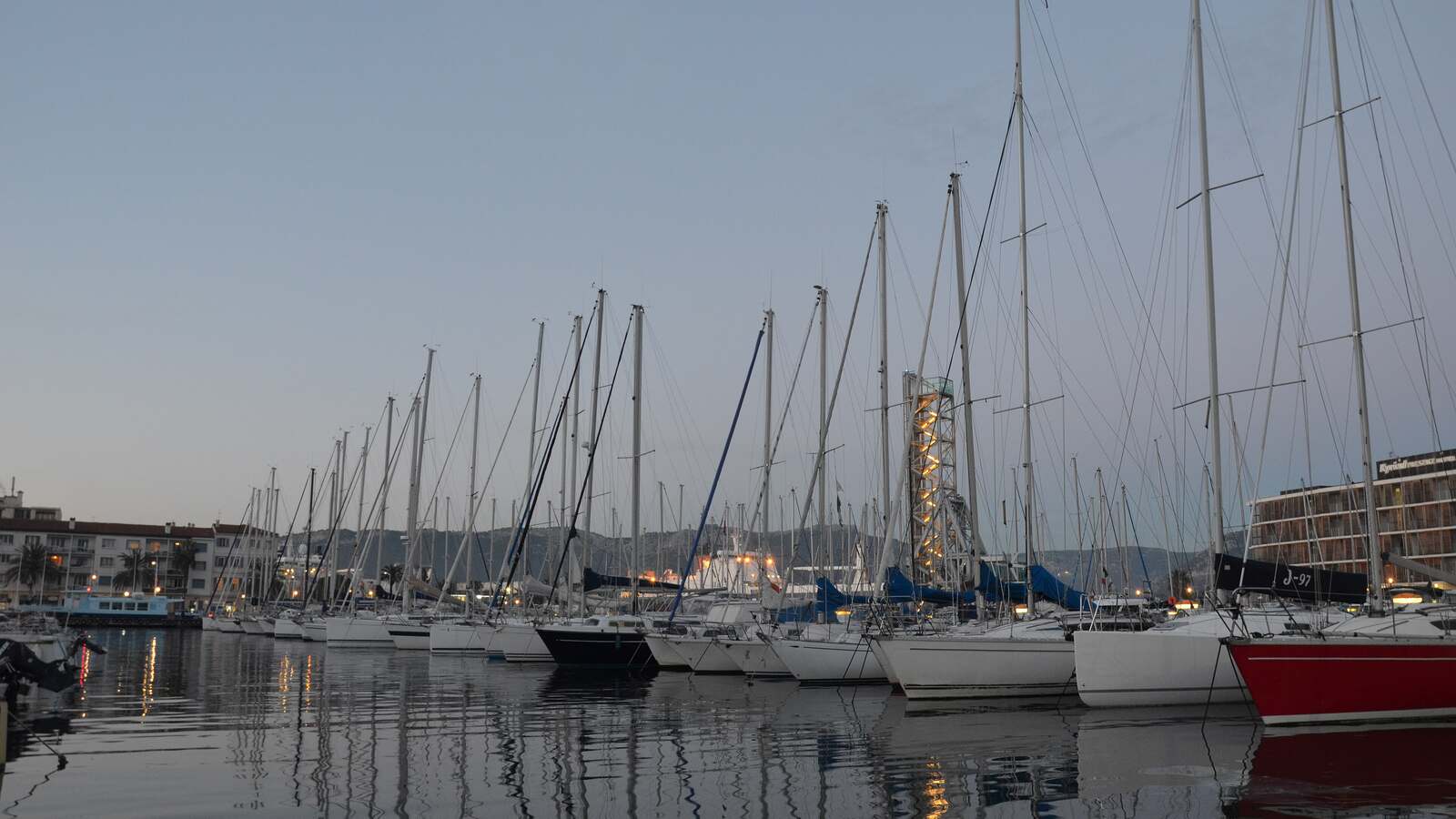Vue du Port de La Seyne-sur-Mer