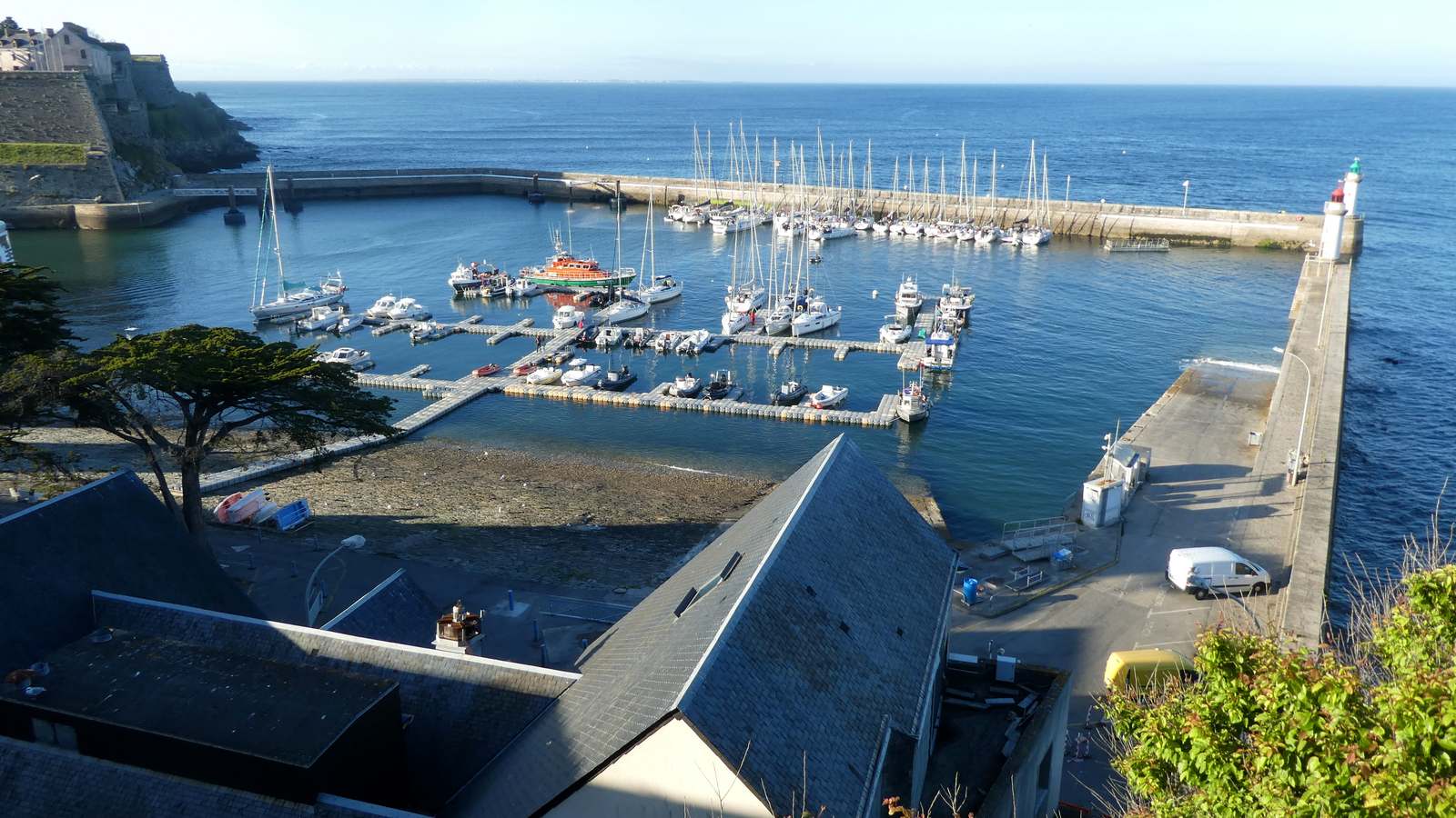 Vue du Port du Palais