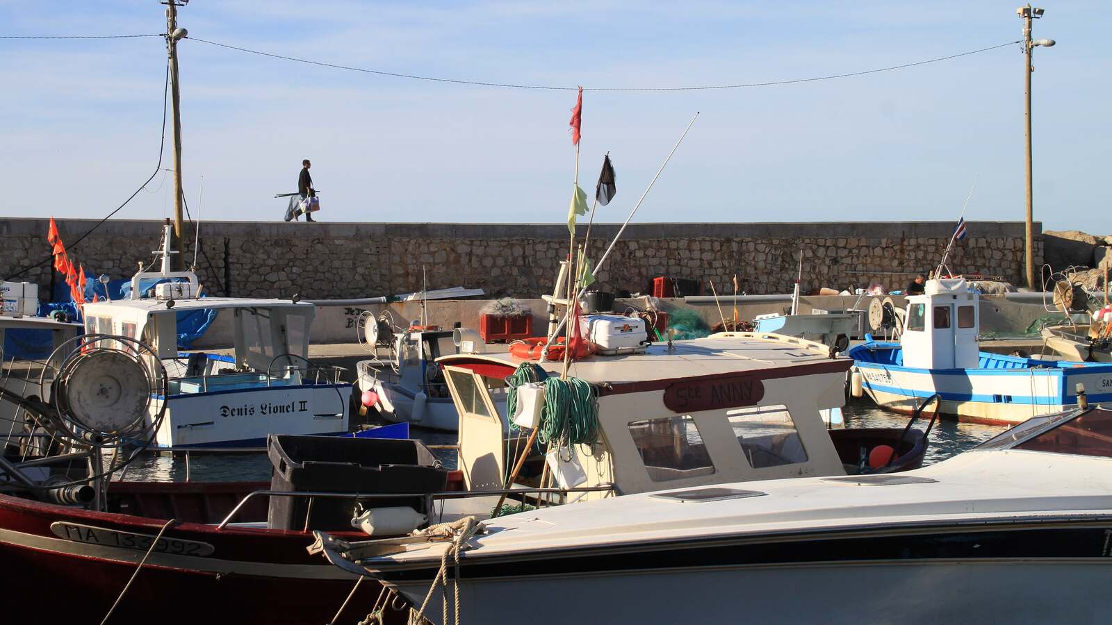 Vue du Port de la Madrague de Montredon