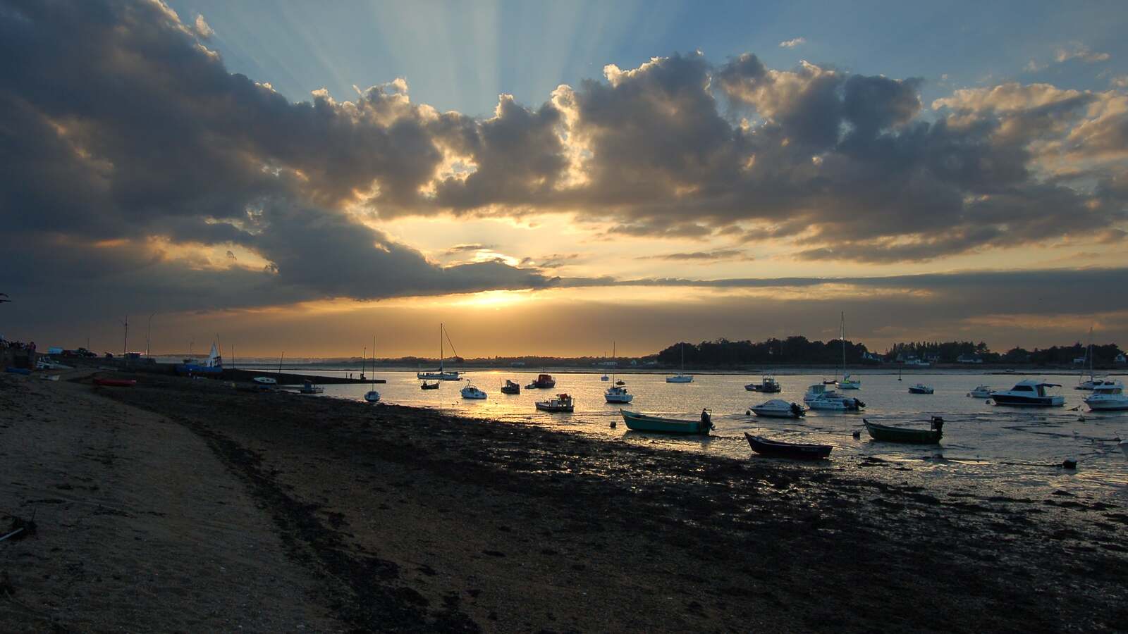 Vue du Port de Pénerf