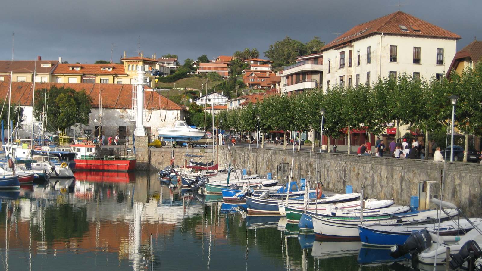 Vista de Puerto Deportivo de Plentzia