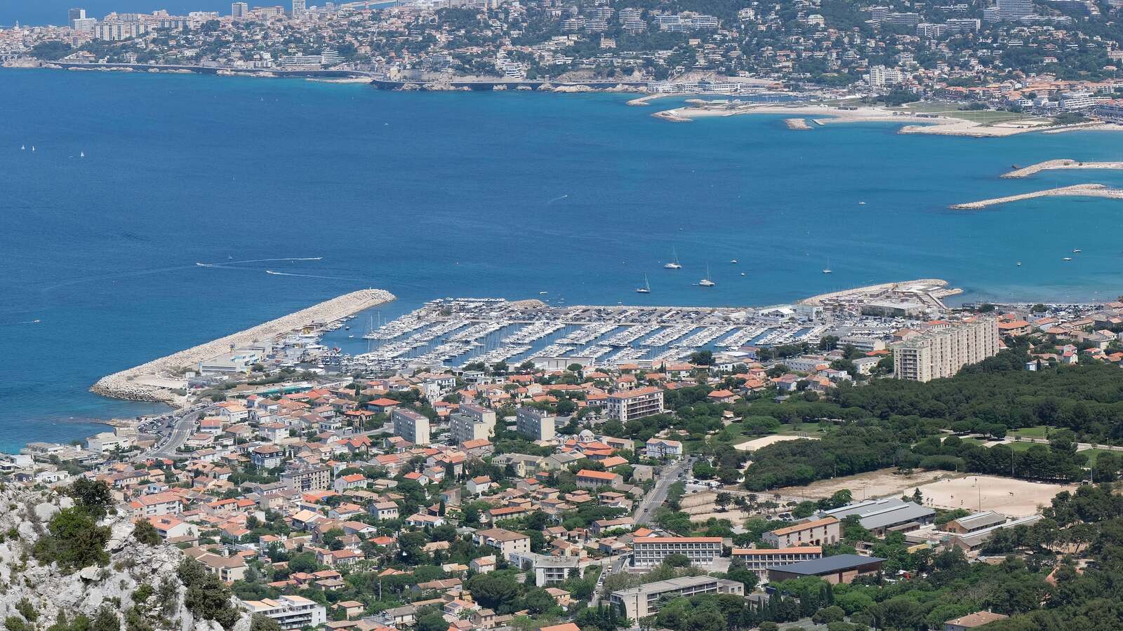 Vue du Port de Pointe Rouge
