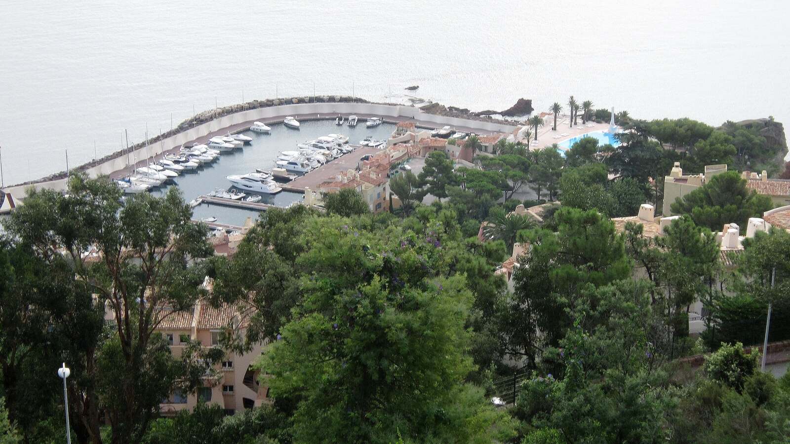 Vue du Port de la Galère