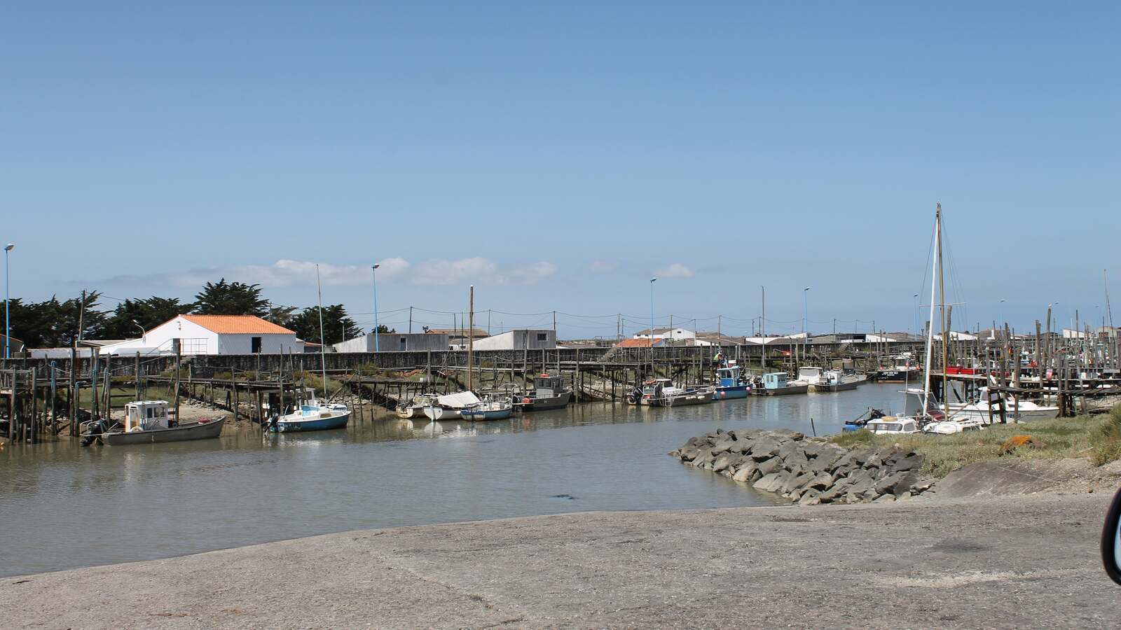 Vue du Port du Bec