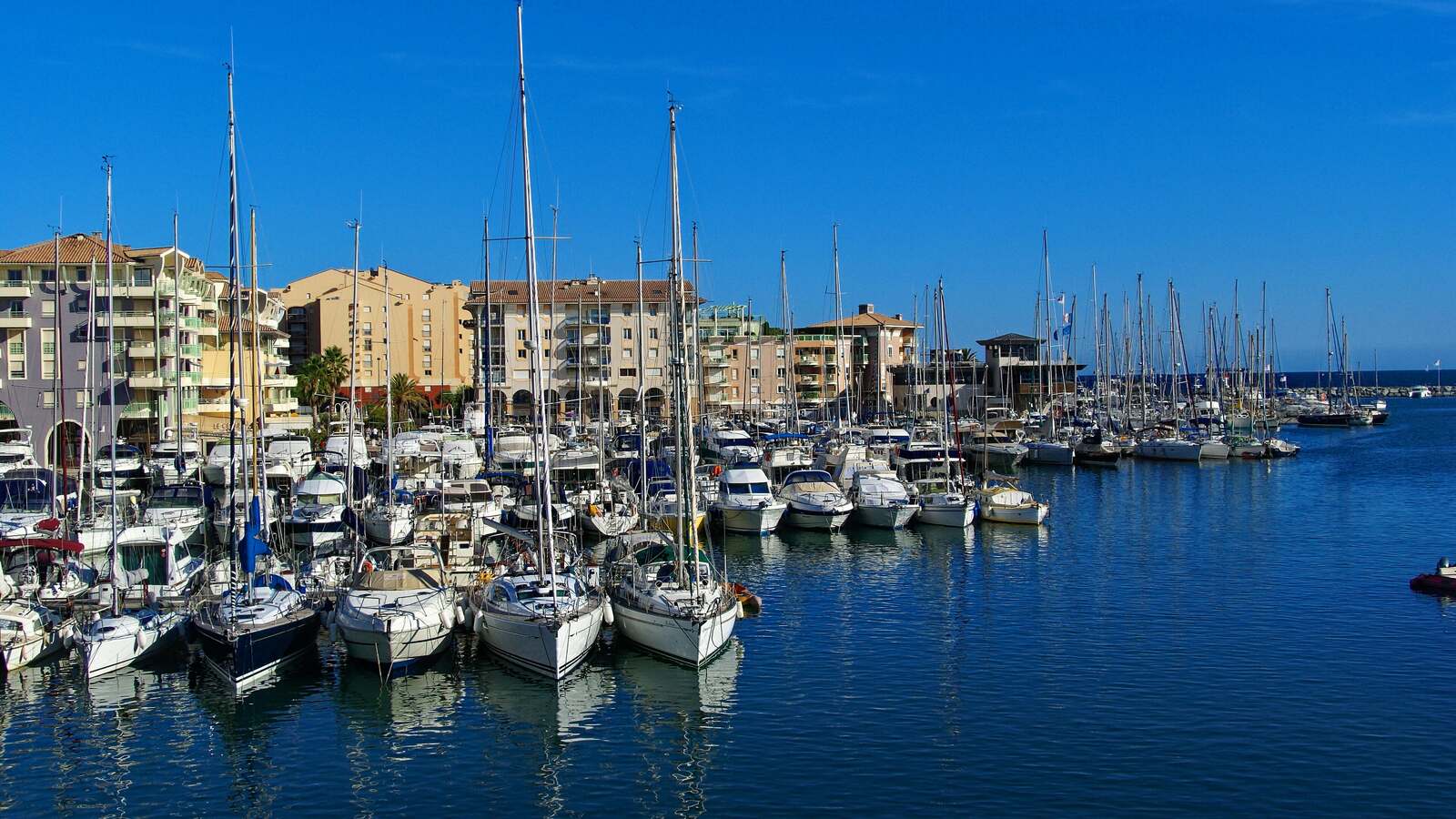 Vue du Port-Fréjus