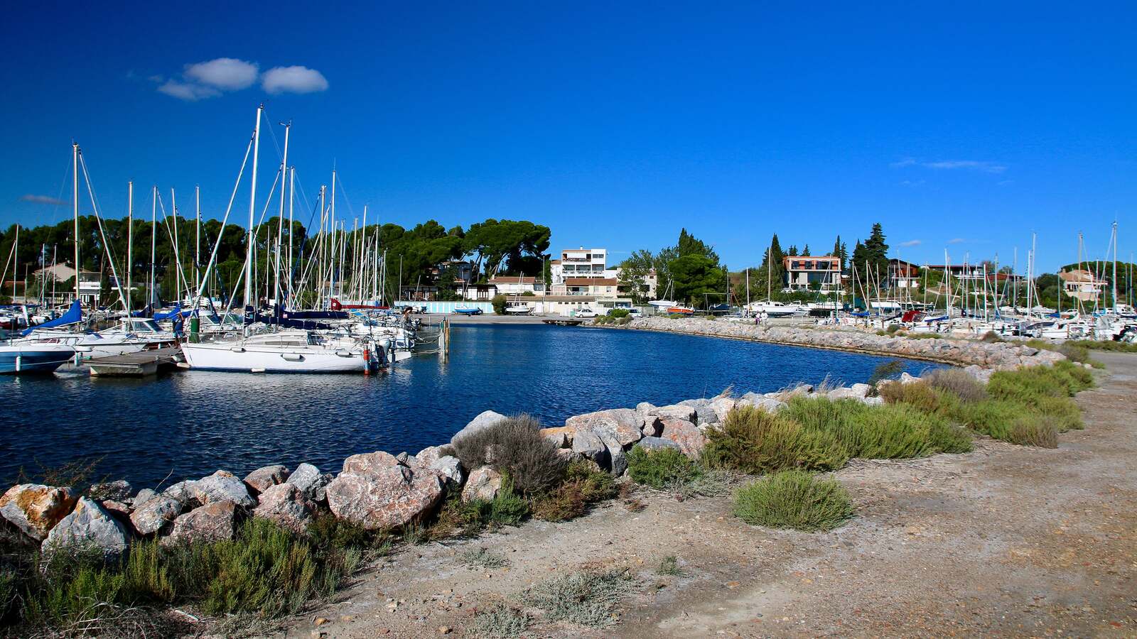 Vue du Port la Nautique
