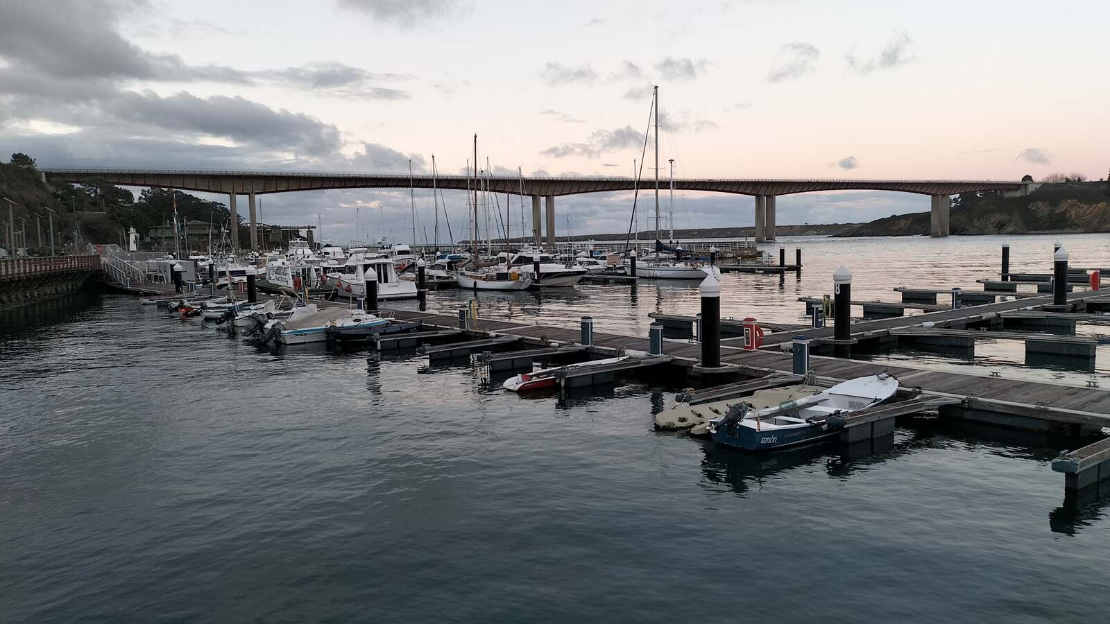 Vista de Puerto Deportivo de Ribadeo