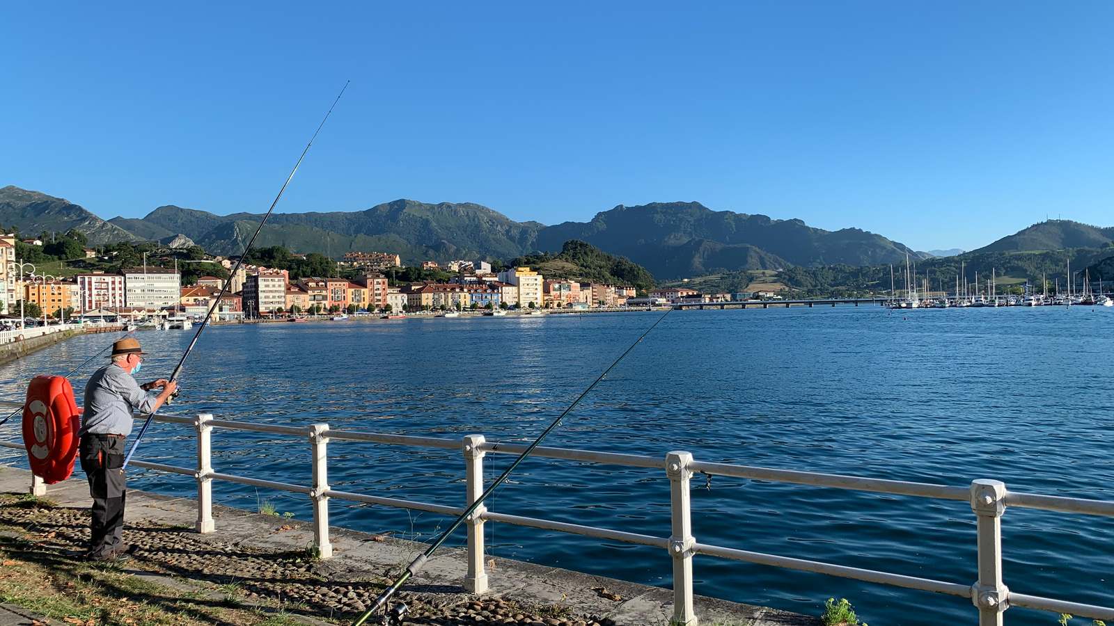 Vista de Puerto de Ribadesella