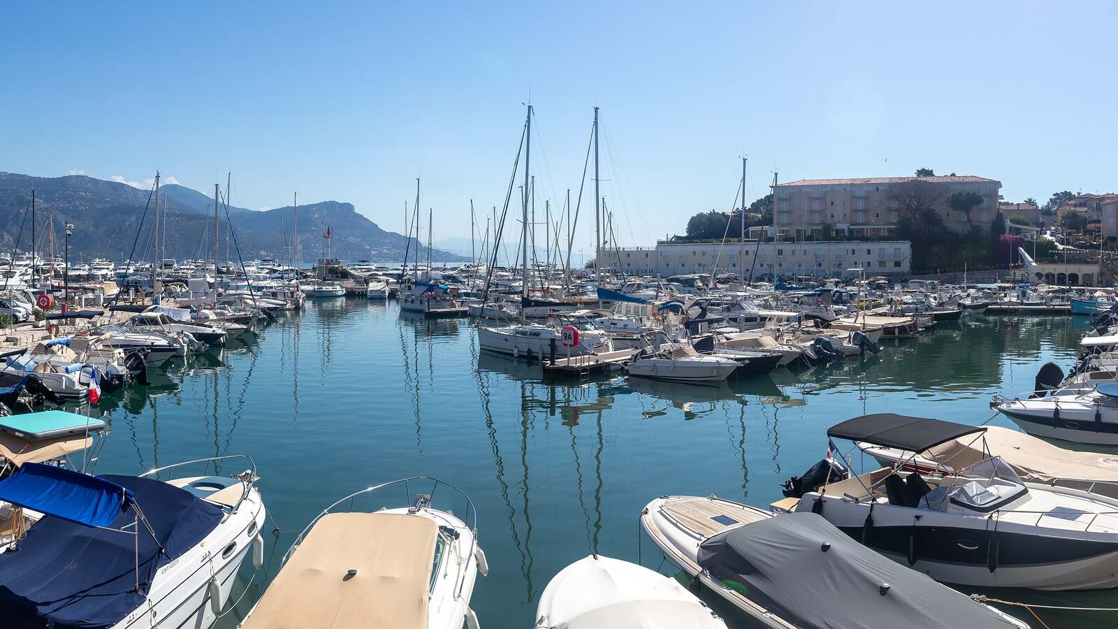 Vue du Port de Saint-Jean-Cap-Ferrat