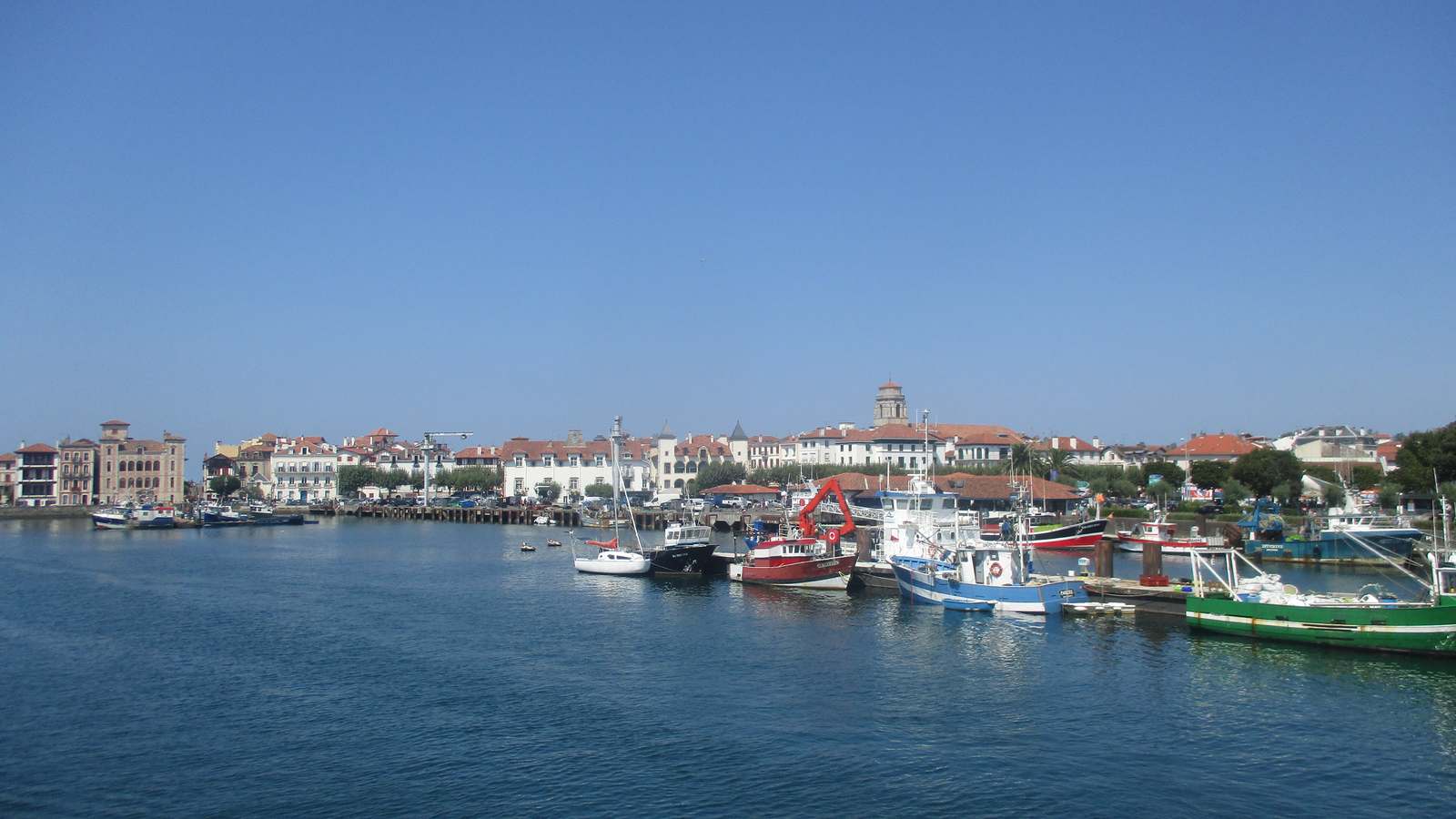 Vue du Port de Saint Jean de Luz