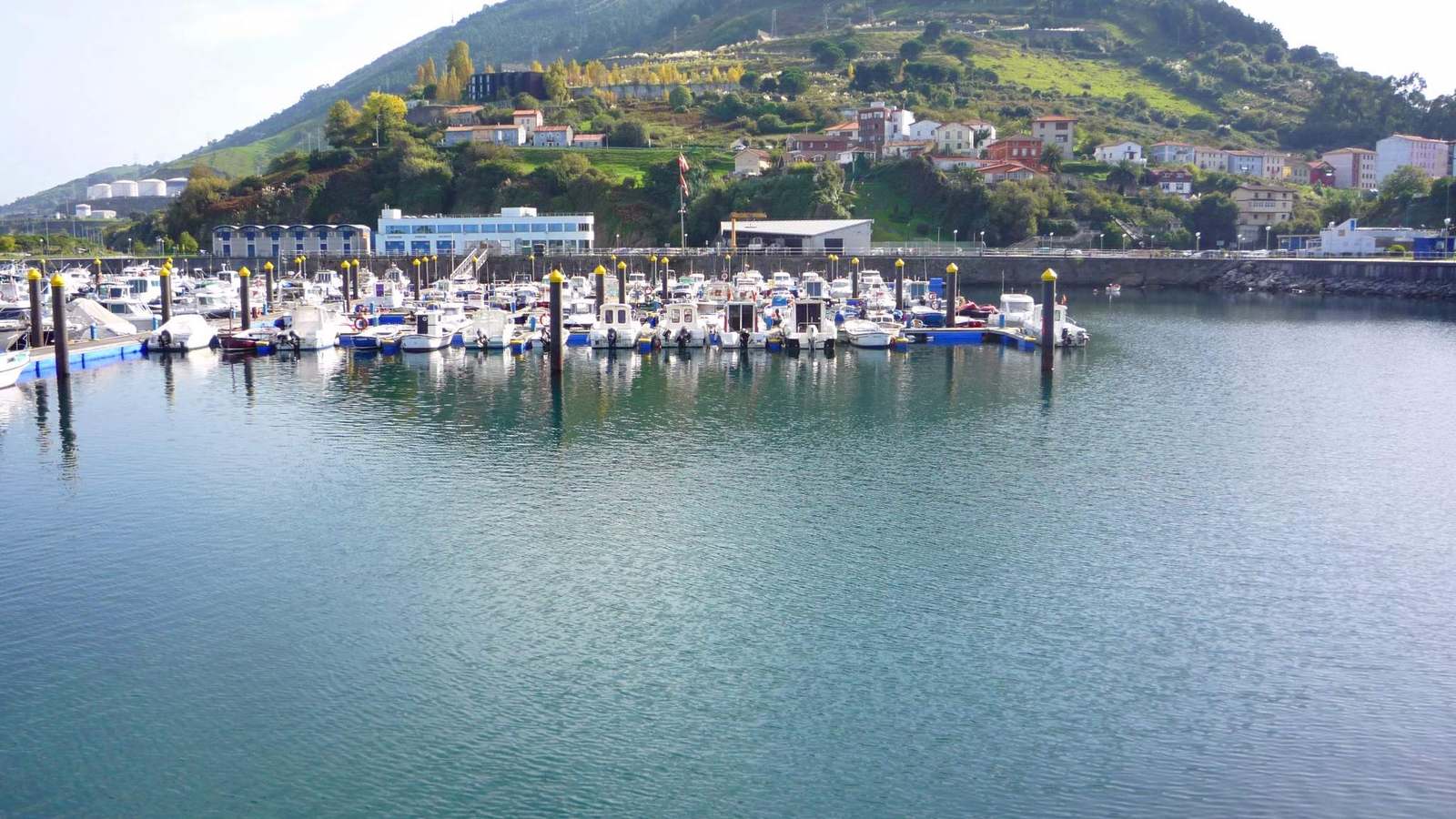 Vista de Puerto Deportivo de Zierbena
