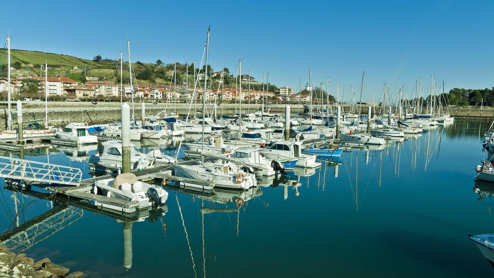 Vista de Puerto Deportivo de Zumaia